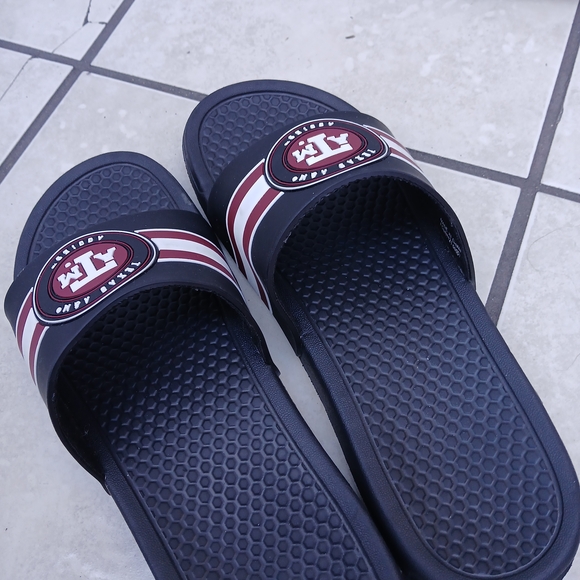 Texas A&M Aggies Slide Sandals - Picture 5 of 5